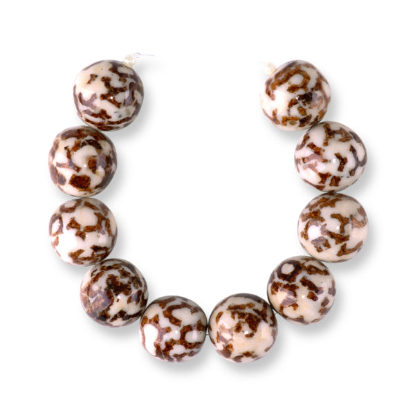 Beehive 20mm White Round - 8 Inch