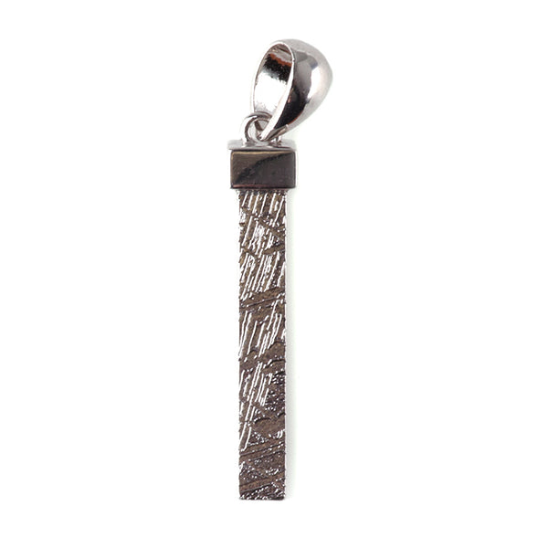 Muoinionalusta Meteorites 3x22mm Rectangle Stick Pendant