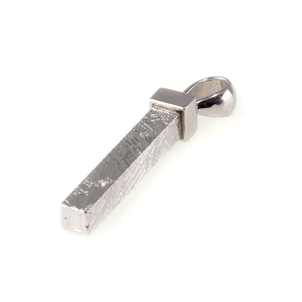 Muoinionalusta Meteorites 3x22mm Rectangle Stick Pendant