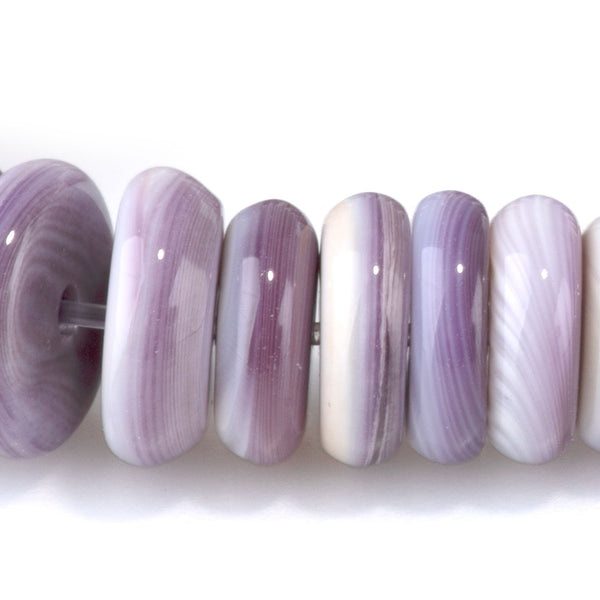Wampum Shell 5-12mm Jacla - 2.5 Inch Long Loop